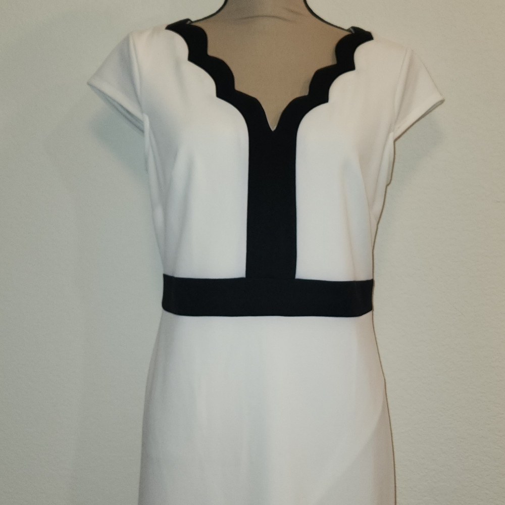 ILE New York Women's Dress WHITE/BLACK – Size 8